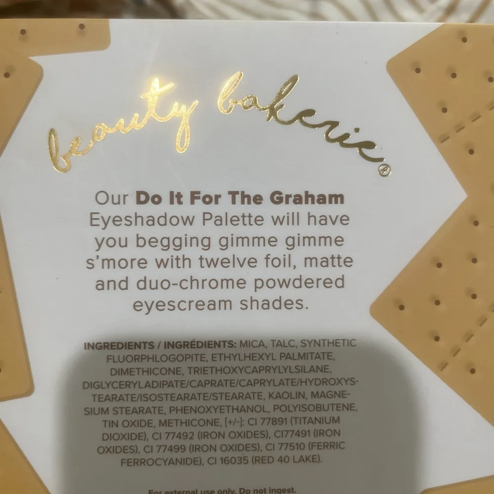 New Do it for the Graham 12 Eyeshadow Palette Matte and duo chrome powdered eye